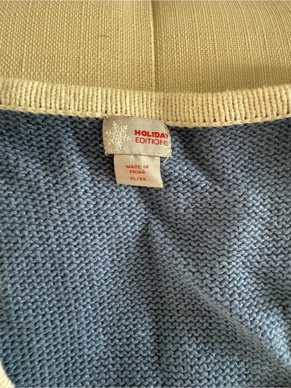 Holiday Editions Blue Snowman V‑Neck Knit Vest with Cream Trim - Picture 3 of 3